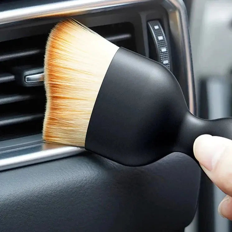 Avtoit | Auto cleaning brush with soft bristles