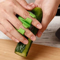 Avtoit | Safe peeling with finger grip for fruit and vegetable peeler