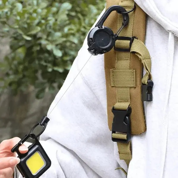 Avtoit | Tactical Keychain with Retractable Cord