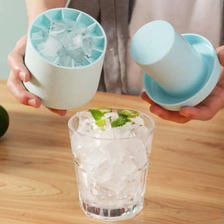 Avtoit | Cylindrical Ice Cube Tray made of Silicone – 60 Mini Cubes for Drinks