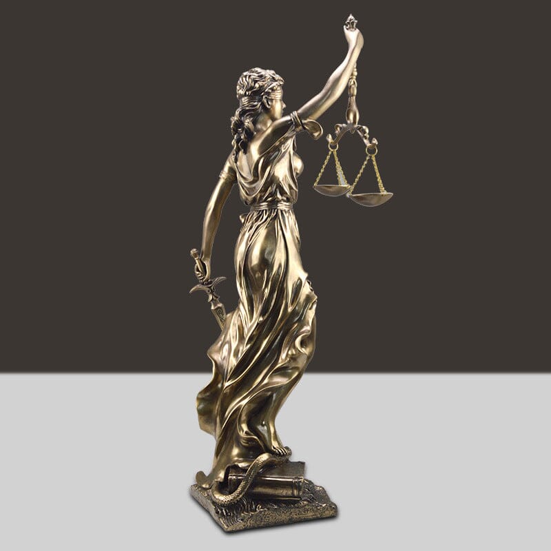 Avtoit | Decoration statue of the goddess of justice