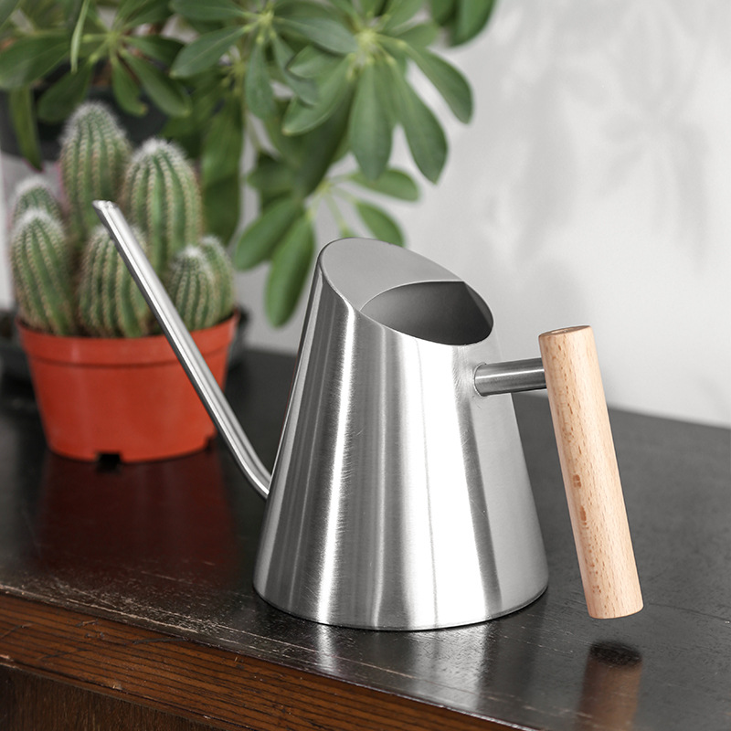 Avtoit | Modern watering can with wooden handle – Stylish watering can for plants in the garden