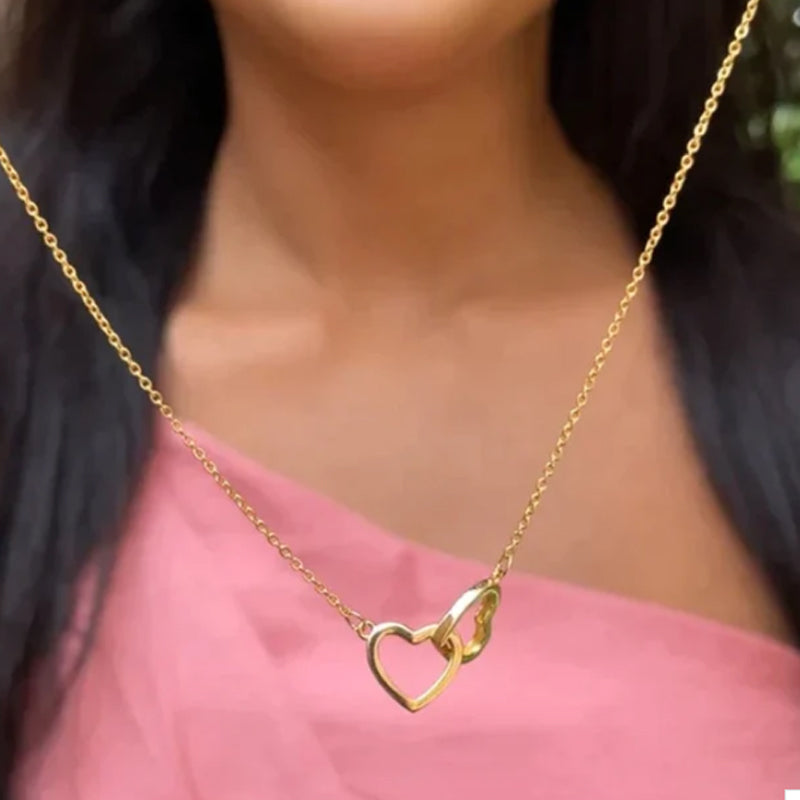 Avtoit | Two Hearts Necklace with Rotating Rose Gift Box