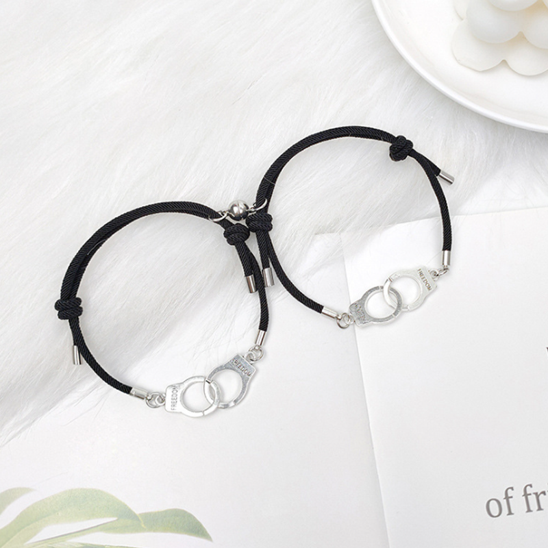 Avtoit | Handcuff Bracelet