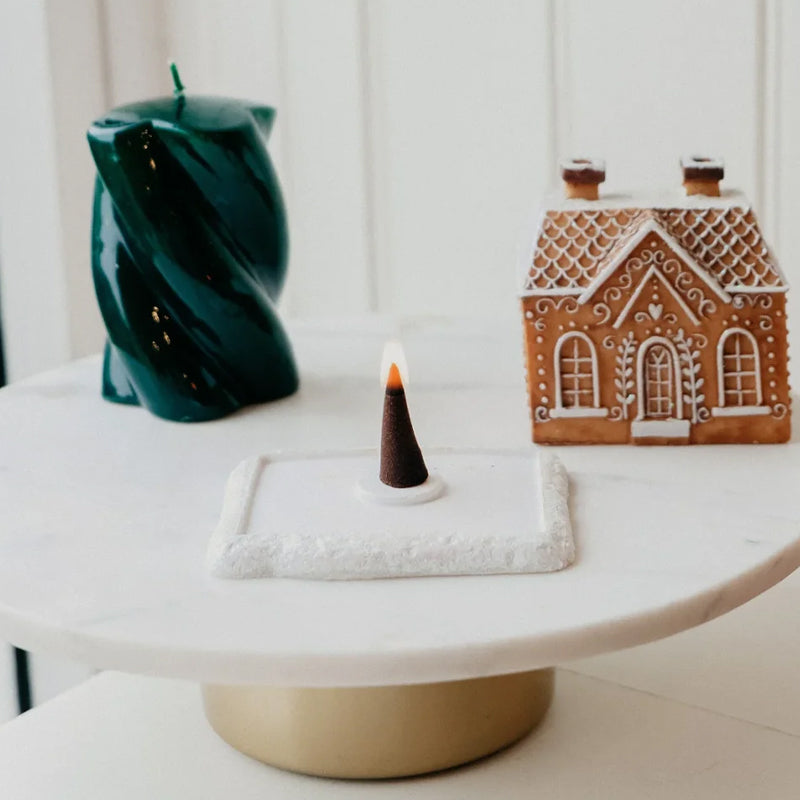 Avtoit | Gingerbread House Incense Holder