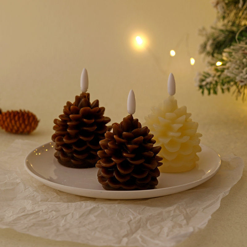 Avtoit | Flameless Pine Cone Candles