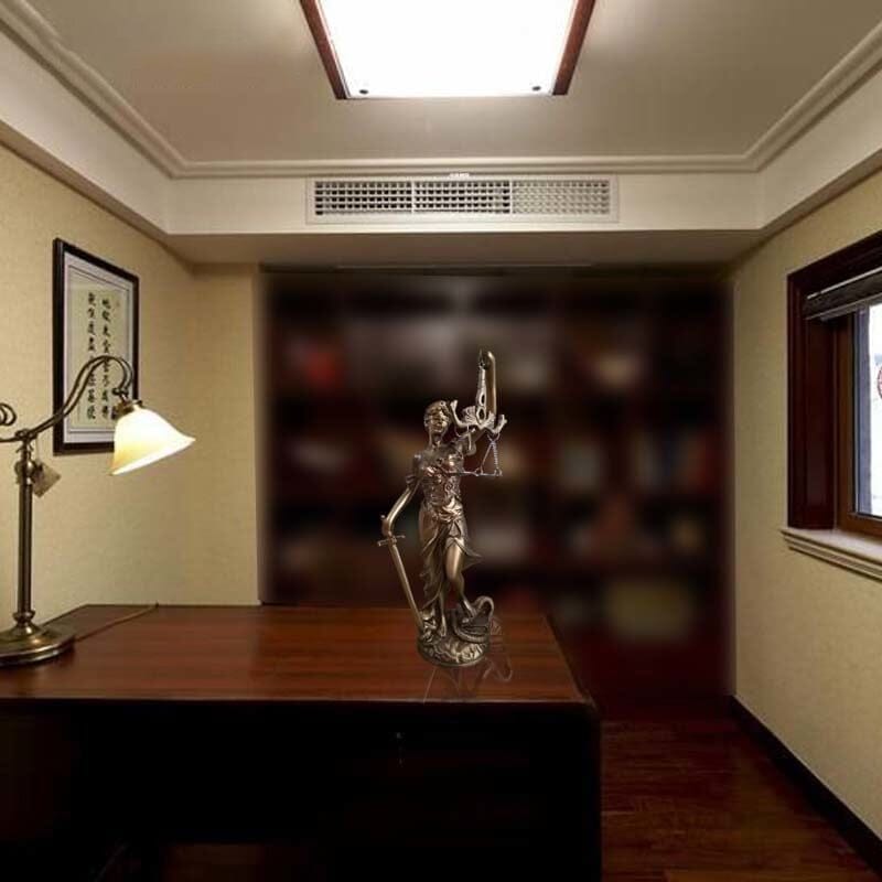 Avtoit | Decoration statue of the goddess of justice
