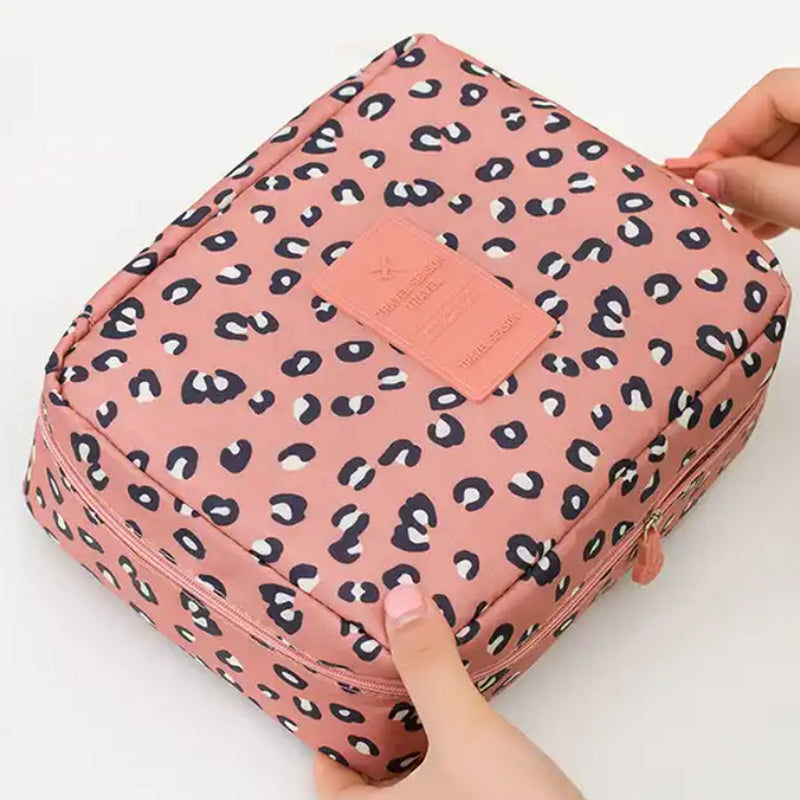 Hanging Water-Resistant Toiletry Bag for Travel Organization