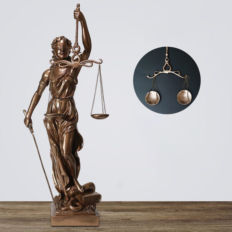 Avtoit | Decoration statue of the goddess of justice