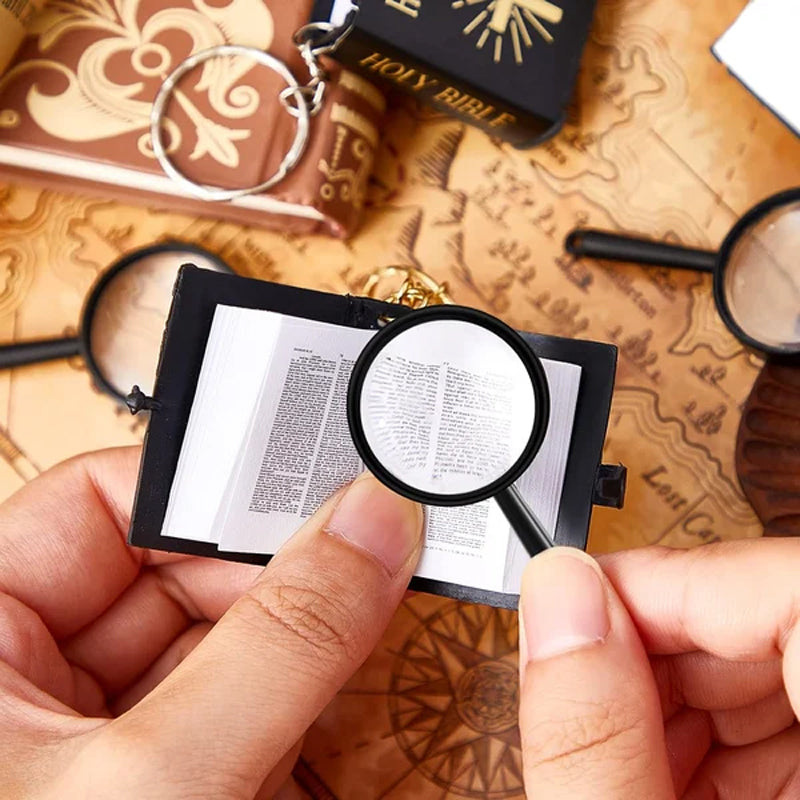 Avtoit | Mini Book Bible Keychain