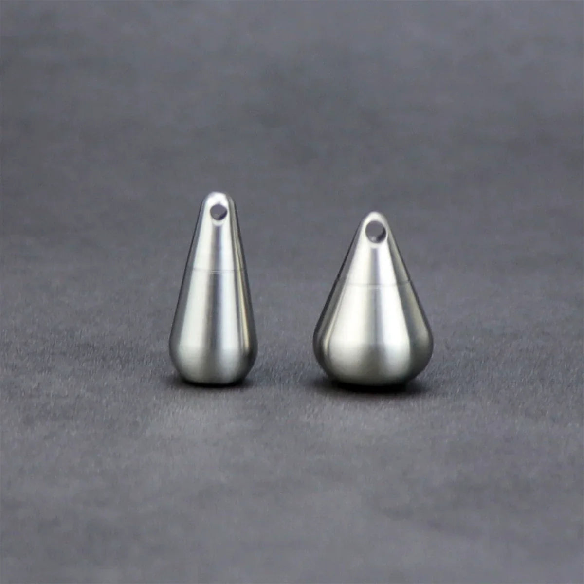 Avtoit | Titanium Droplet Mini Pill Box - Waterproof Travel Case