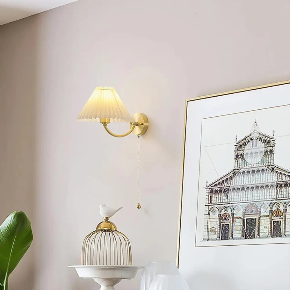 Avtoit | GoldenAura - Elegant Wall Light