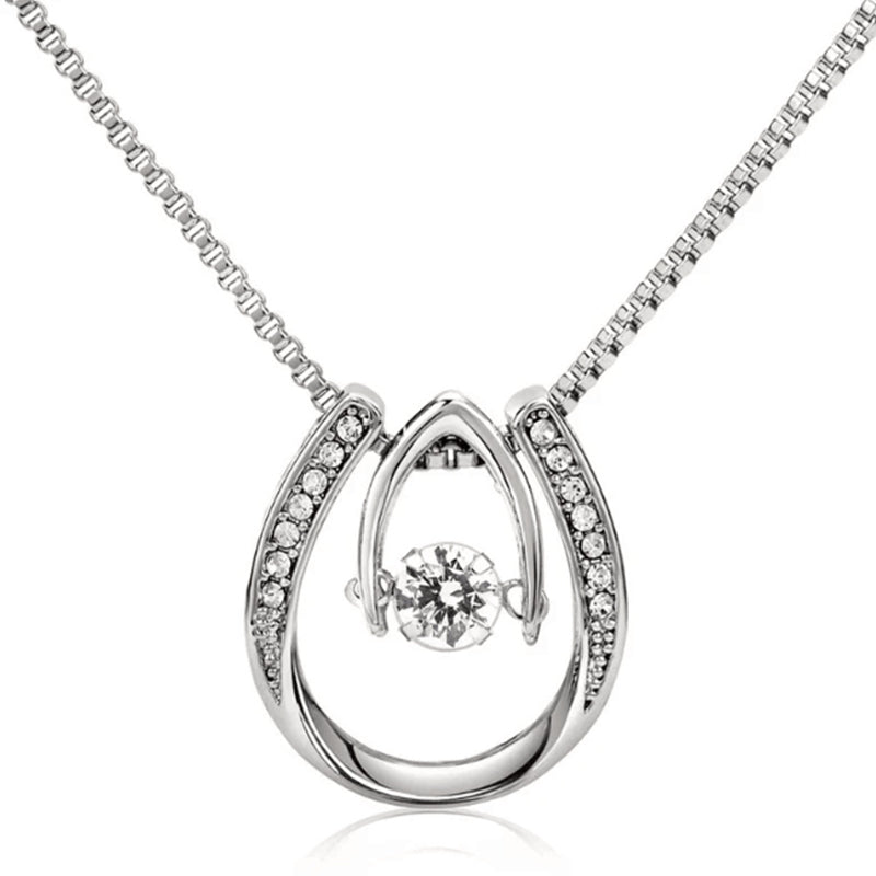 Avtoit | Horseshoe Necklace