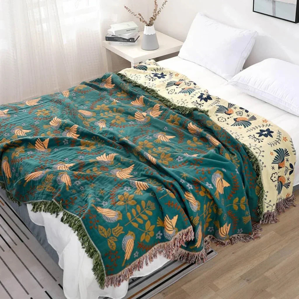 Avtoit | Reversible Scandinavian Blanket with Bird Design