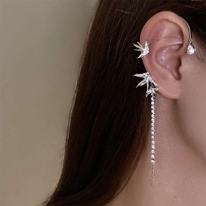 Avtoit | Rhinestone Swallow Earrings