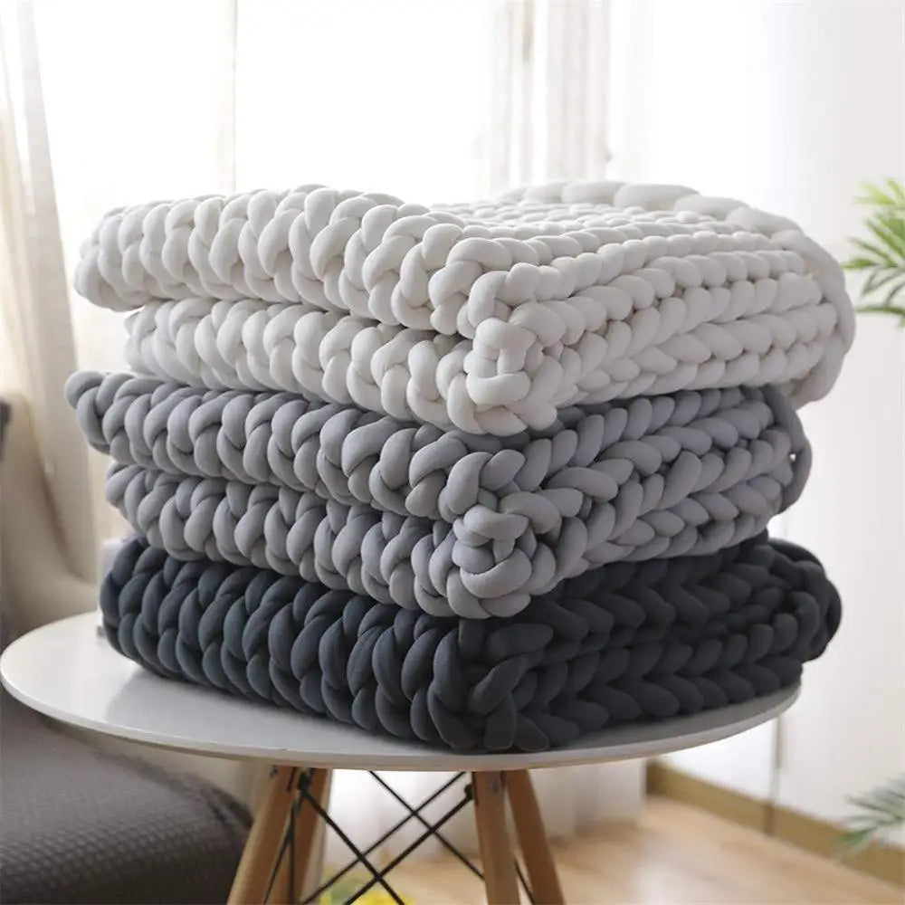 Avtoit | Chunky Knit Handmade Weighted Throw – Ultra-Cozy & Stylish Blanket