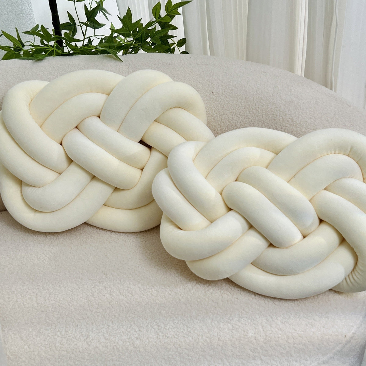 Avtoit | CozyKnot - Stylish Living Room Cushions