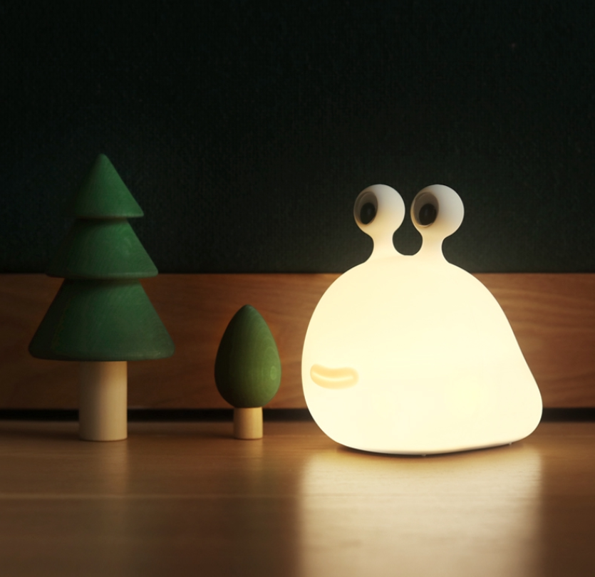 Avtoit | Rechargeable Snail Bedroom Night Light with Touch Control, Automatic Shut Off, Low Energy Consumption and Adjustable Brightness, for Office, Bedroom, Bathroom and More