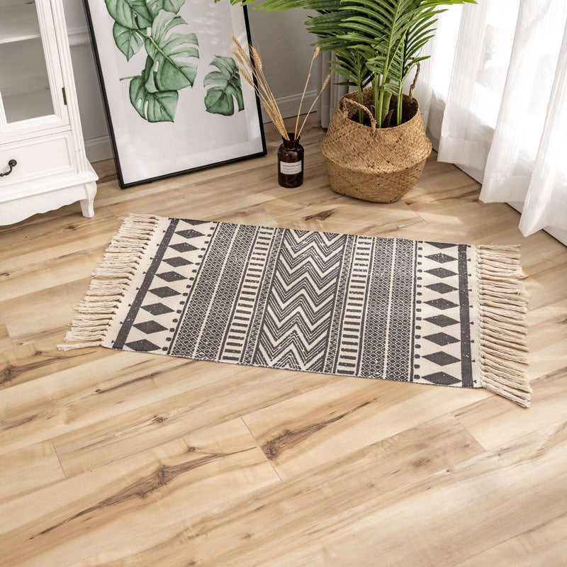 Avtoit | Classic geometric printed rug Multicolored cotton blend rug easy to maintain washable rug with fringes for the bedroom