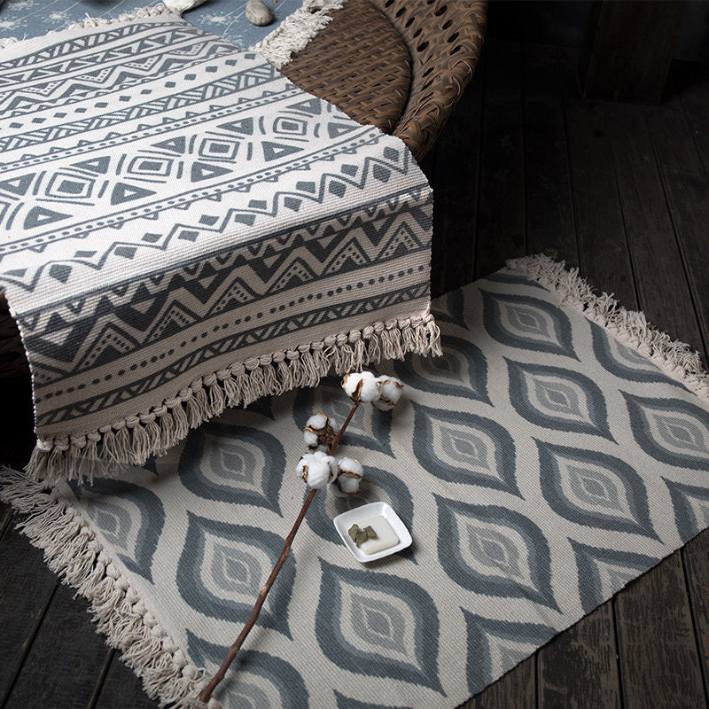 Avtoit | Retro Bedroom Rug Multicolored Geometric Print Area Rug Fabric Machine Washable Carpet with Fringe
