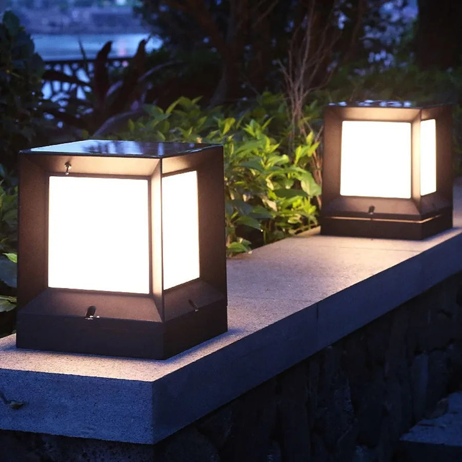 Avtoit | Cube Column Lamp
