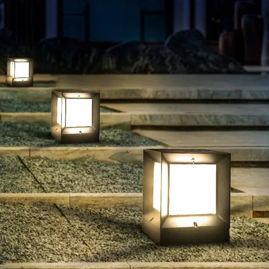 Avtoit | Cube Column Lamp