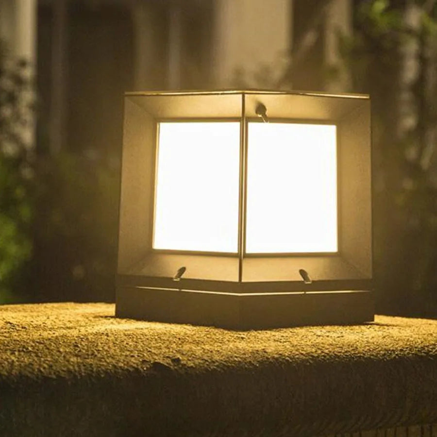 Avtoit | Cube Column Lamp