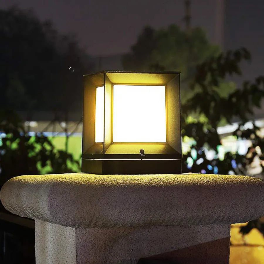 Avtoit | Cube Column Lamp