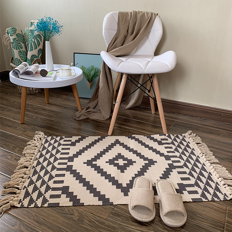 Avtoit | Casual Multicolored Western Rug Cotton Blend Geometric Light Rug Machine Washable Woven Rug with Fringes for Living Room