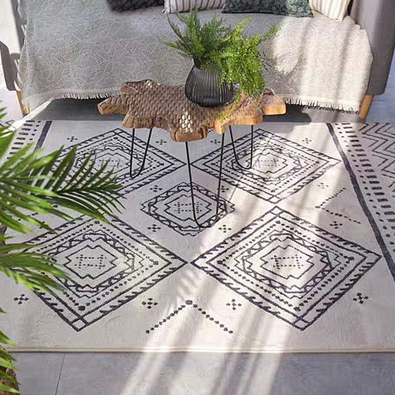 Avtoit | Chic Americana Rug Multicolored Geometric Rug Stain Resistant Non-Slip Back Washable Rug for Home