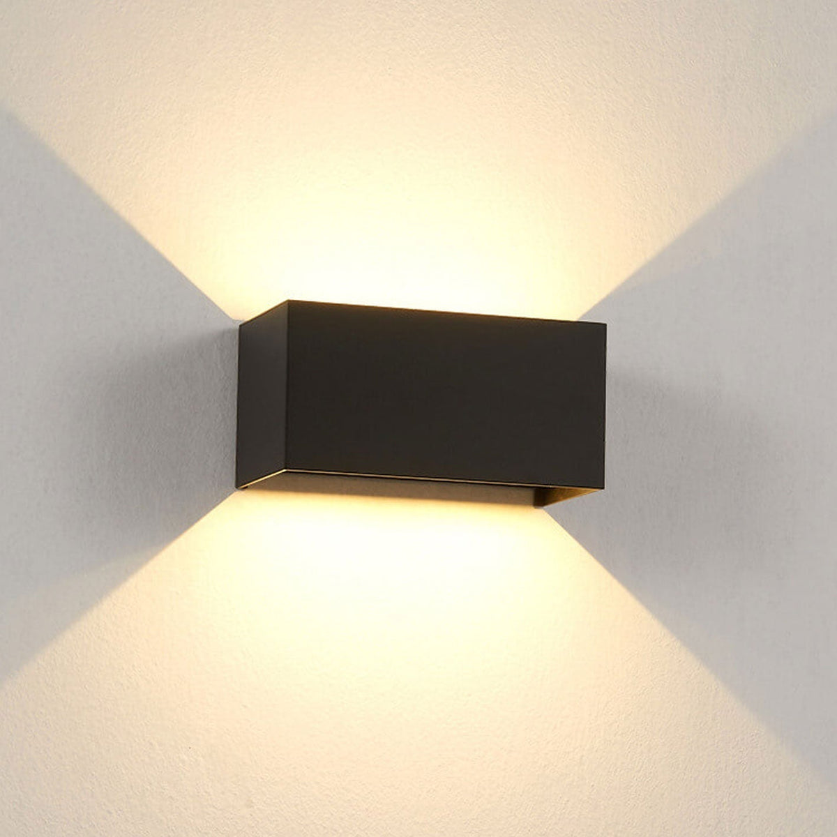 Avtoit | Modern waterproof rectangular LED wall light for outdoor use with up and down lighting