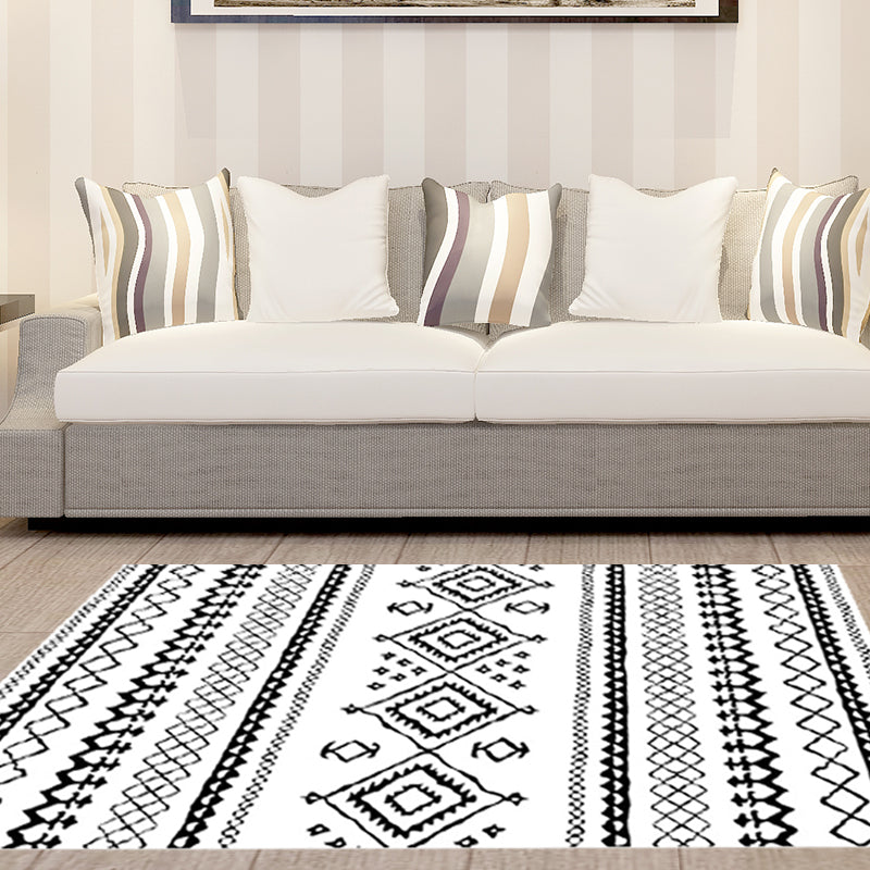 Avtoit | Diamond geometric southwest rug for bedroom synthetic pet-friendly area rug in black and white