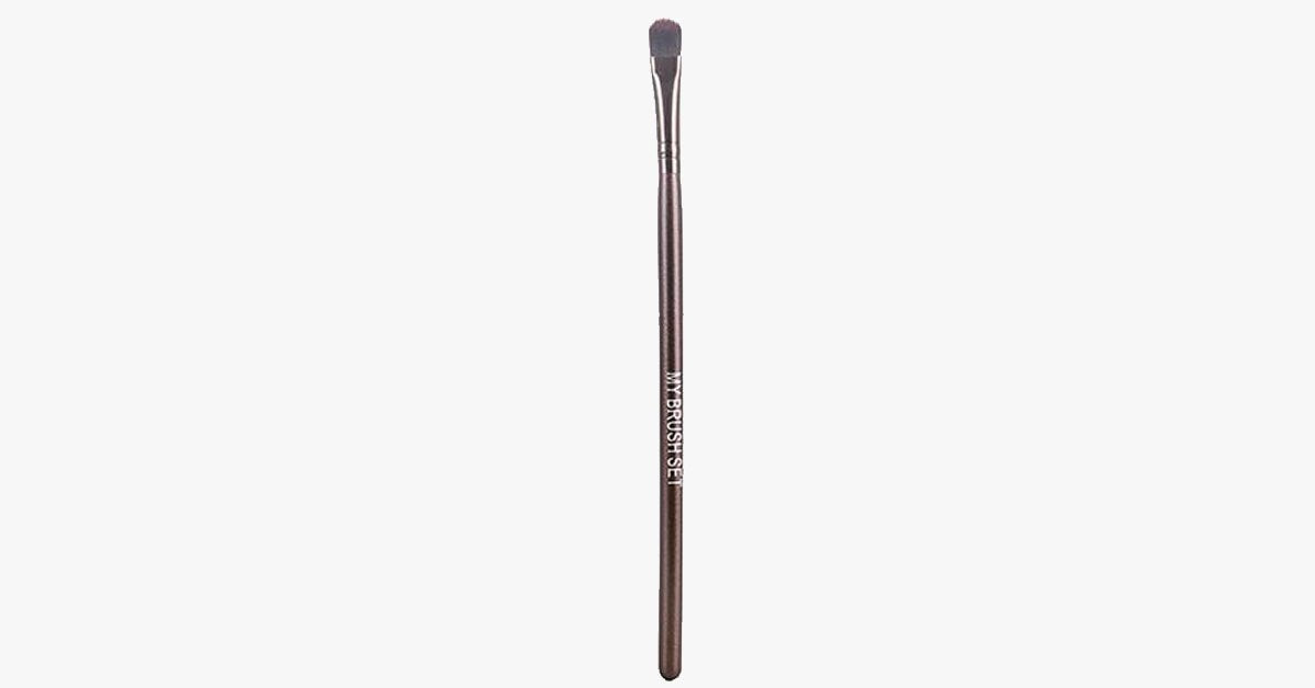 Avtoit | Medium Eyeshadow Brush - Fits Your Personality and Style