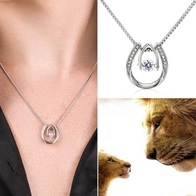 Avtoit | Horseshoe Necklace
