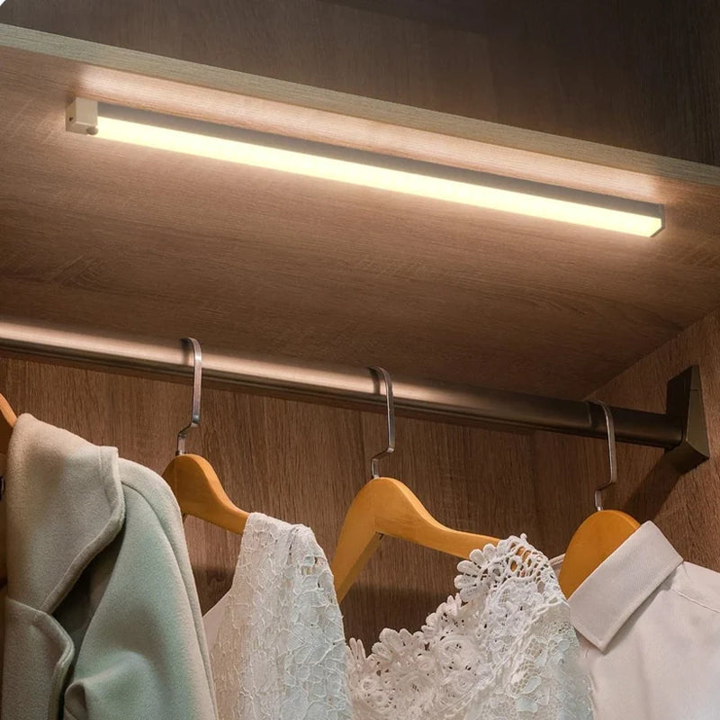 Avtoit | LED Motion Sensor Cabinet Light (2 Pieces)