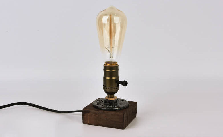 Avtoit | Vintage Industrial Iron Light Bulb 1-Light Table Lamp