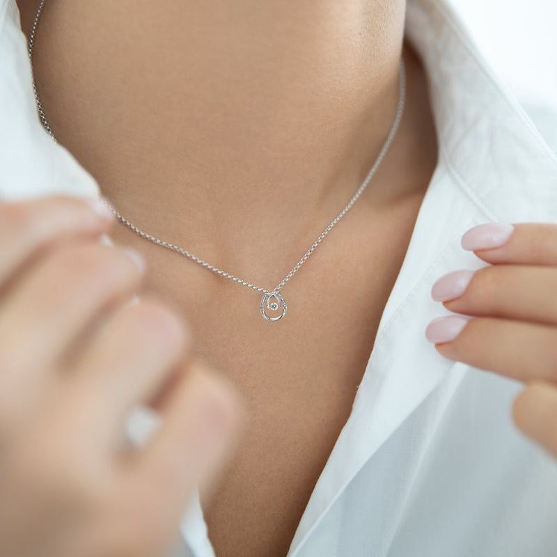 Avtoit | Horseshoe Necklace