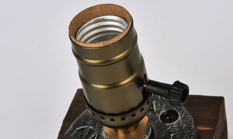 Avtoit | Vintage Industrial Iron Light Bulb 1-Light Table Lamp