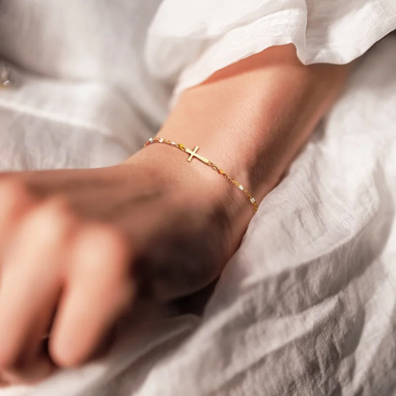 Avtoit | Trendy Cross Bracelet