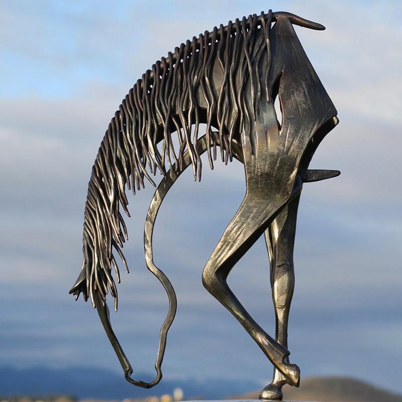 Avtoit | Horse sculpture decoration