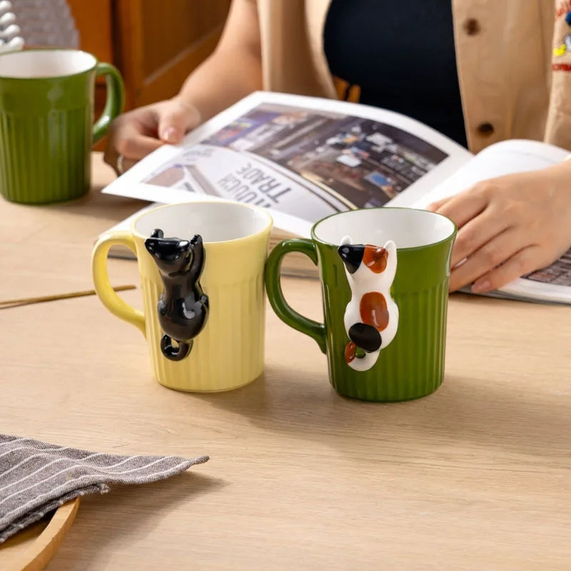 Ceramic Coffee Mug with Climbing Cat Design