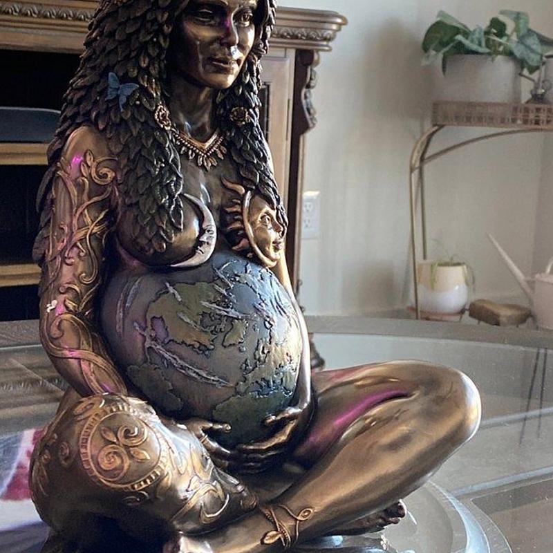Avtoit | Mother Earth Goddess Statue