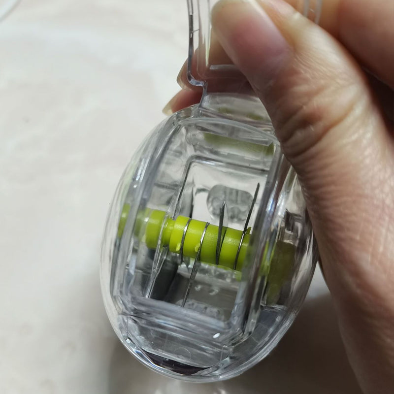 Avtoit | Roller Garlic Press