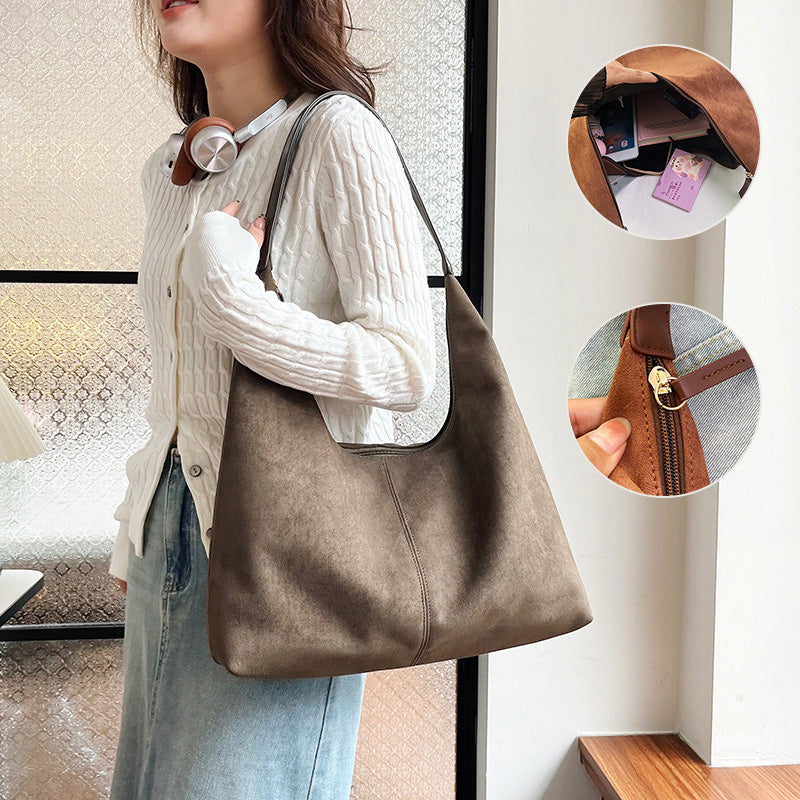 Avtoit | Suede messenger bag with large capacity