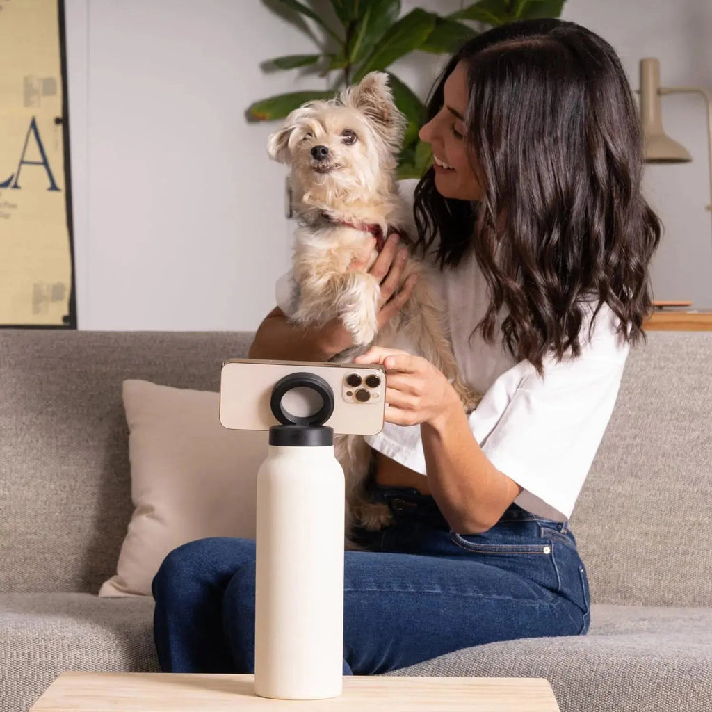 Avtoit | 3-in-1 insulated cup with magnetic bottom and phone holder