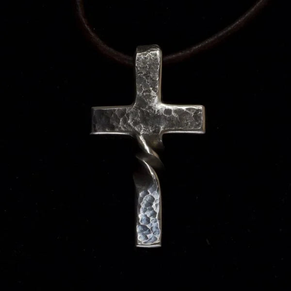 Avtoit | Handcrafted - Cross Necklace