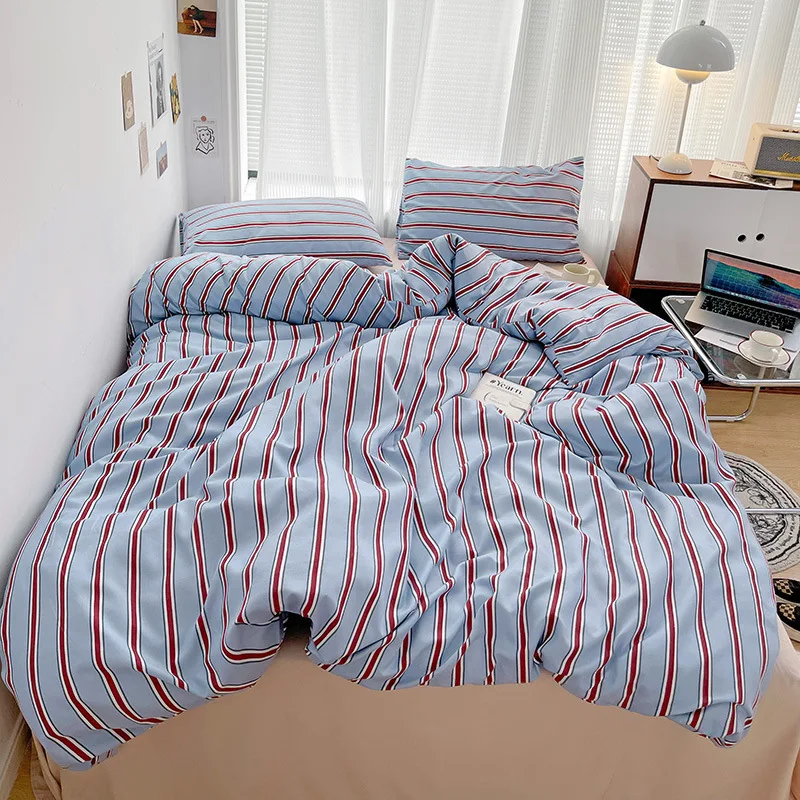 Avtoit | Nordic Stripes Bedding Set