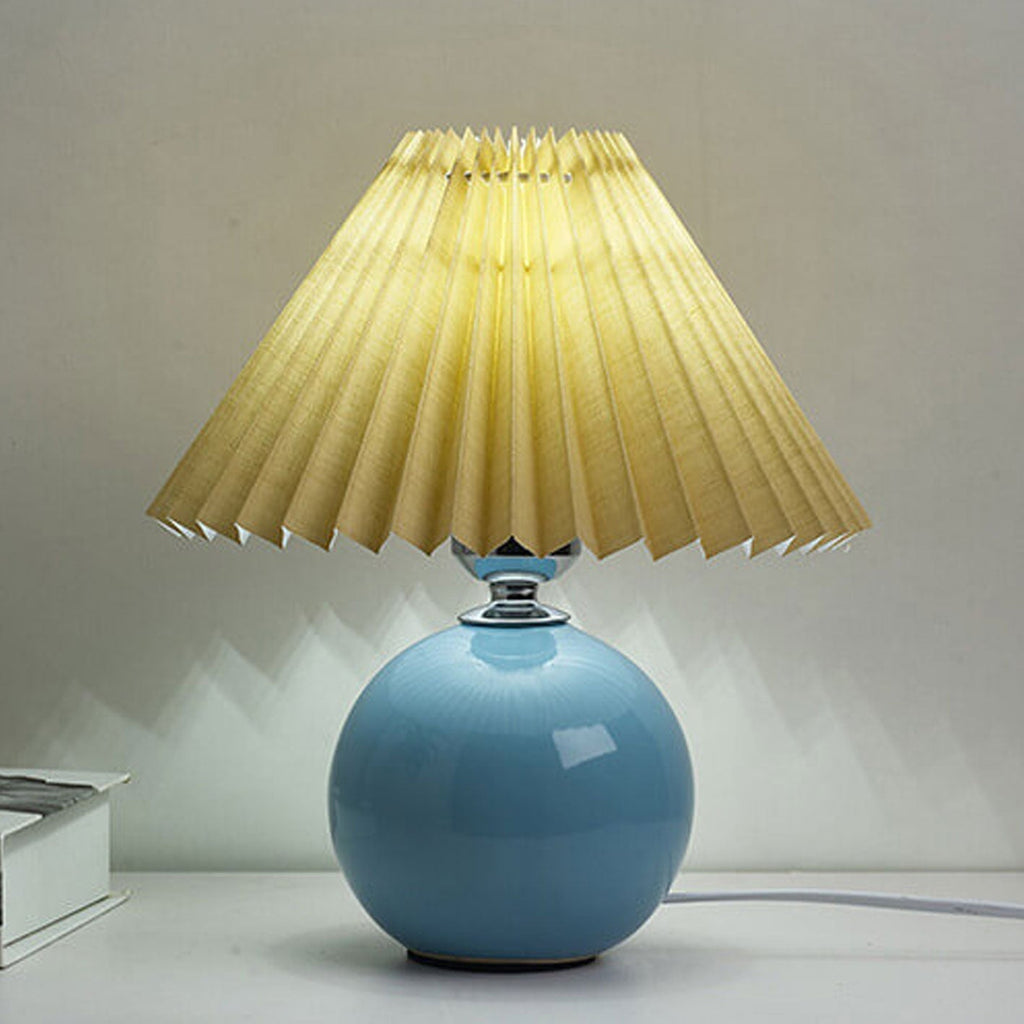 Avtoit | Nordic minimalist 1-light table lamp made of ceramic with pleats