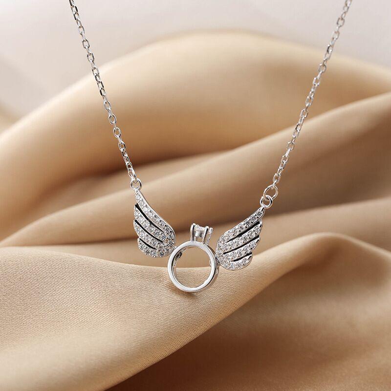 Avtoit | Sterling Silver Angel Wing Necklace