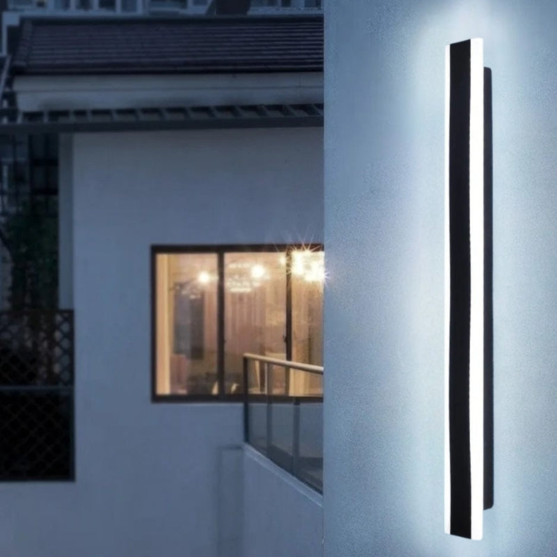 Avtoit | Smart LED Outdoor Wall Light with Light Sensor – Remote Control & Dimmable Features